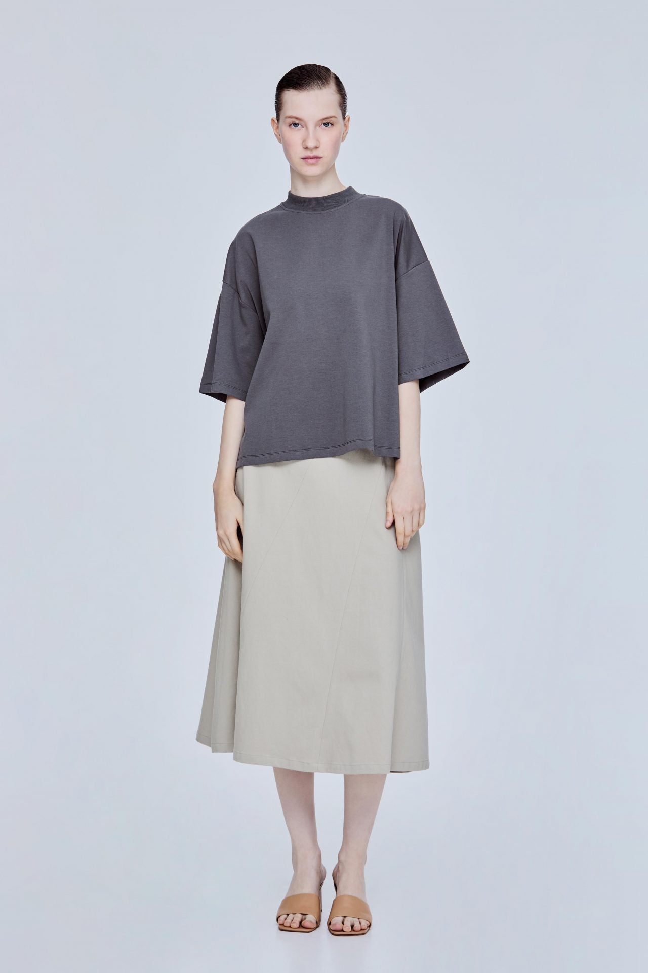 color:DARK GREY