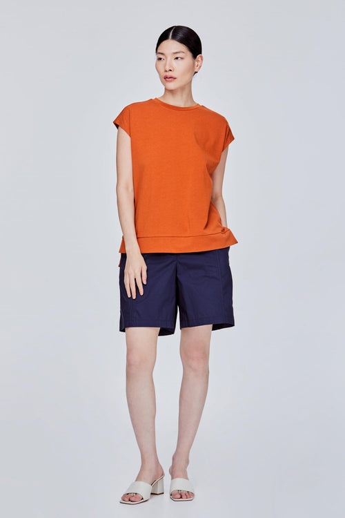 color:CARAMEL