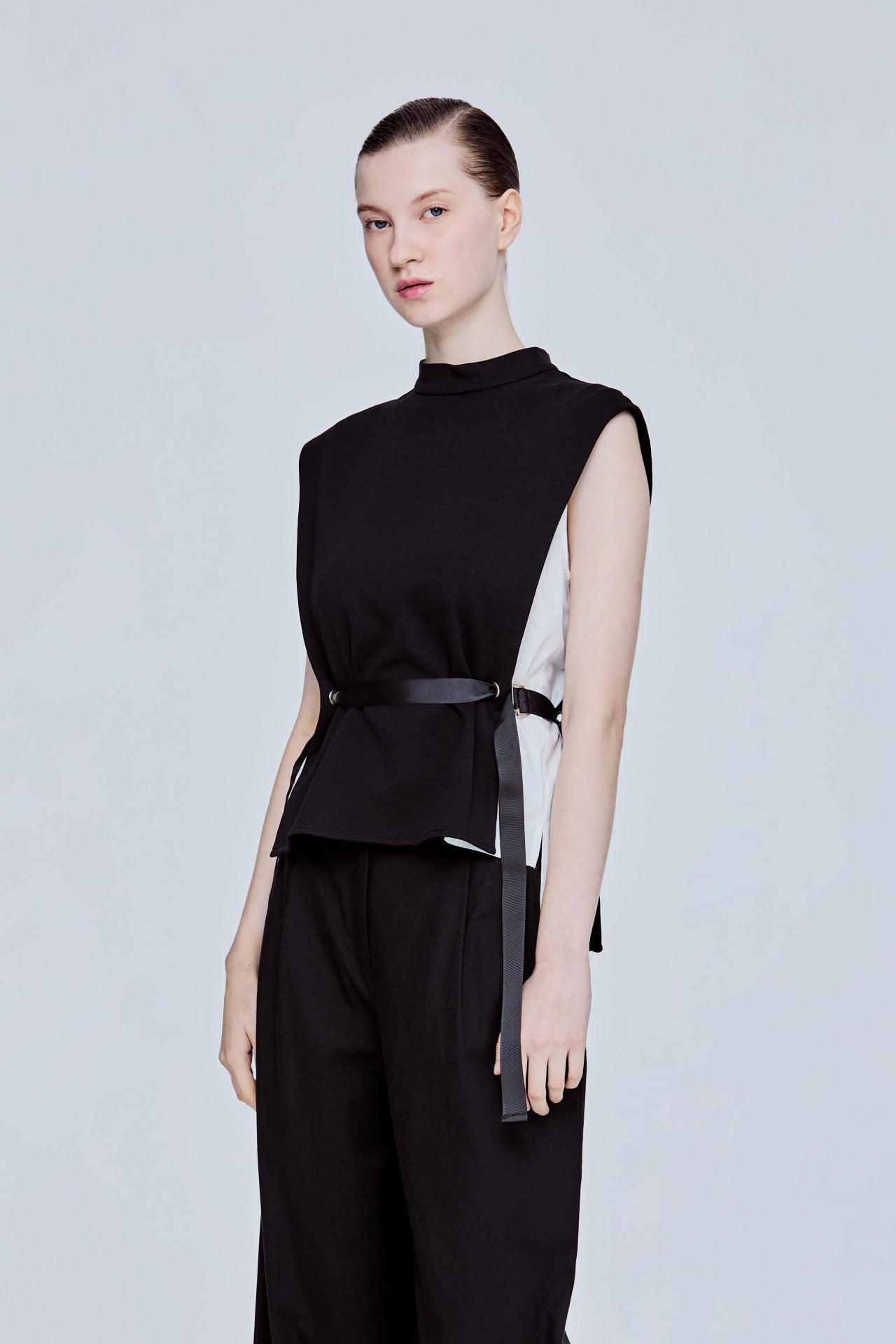 color:NOIR