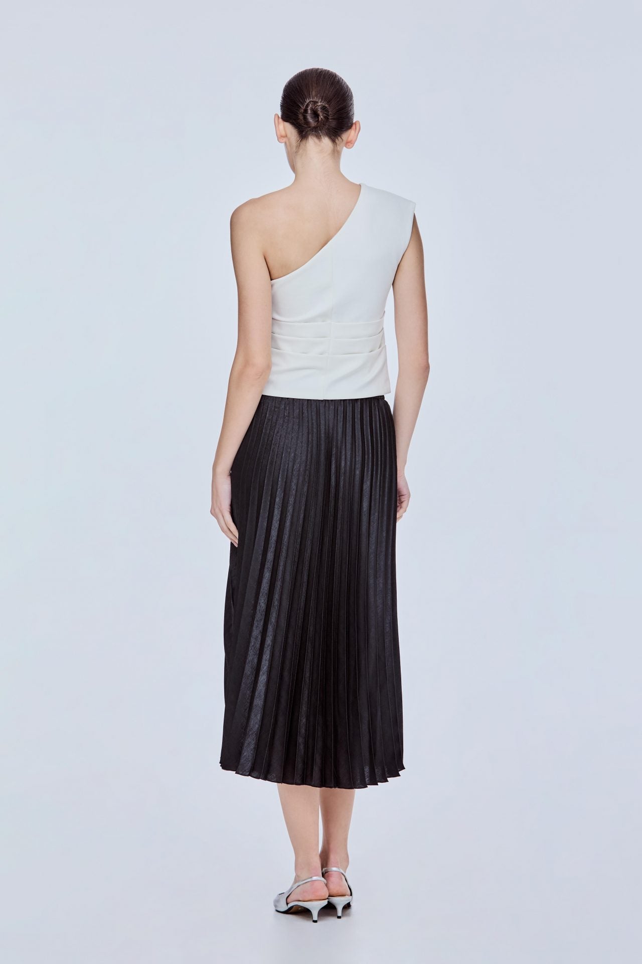 color:IVORY 3