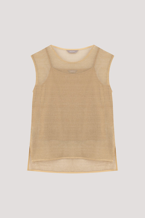 color:GOLD