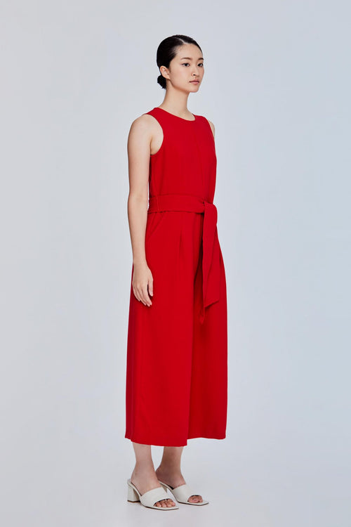 color:RED