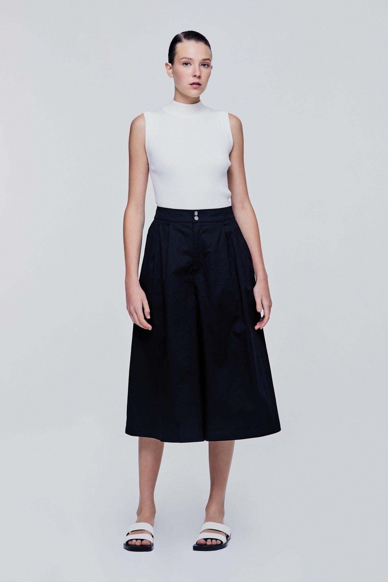 color:NOIR