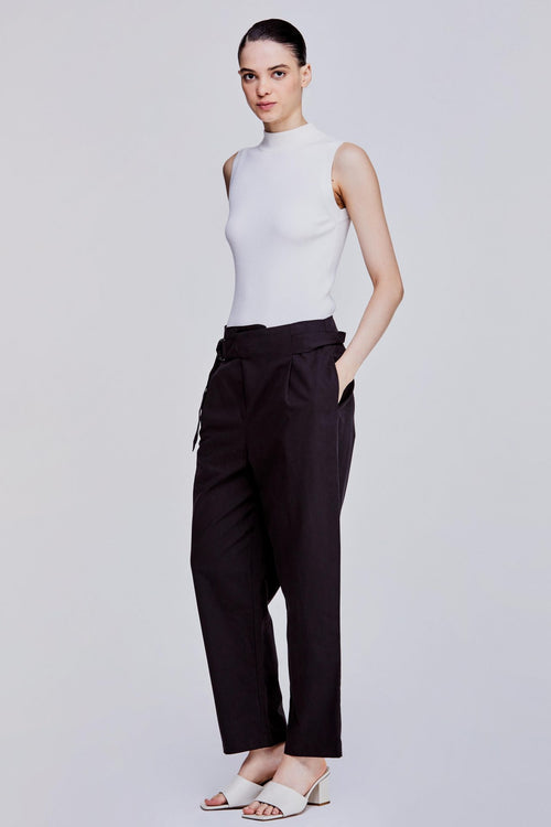 color:NOIR