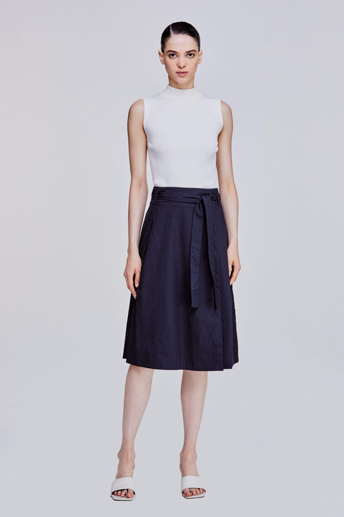 color:NAVY