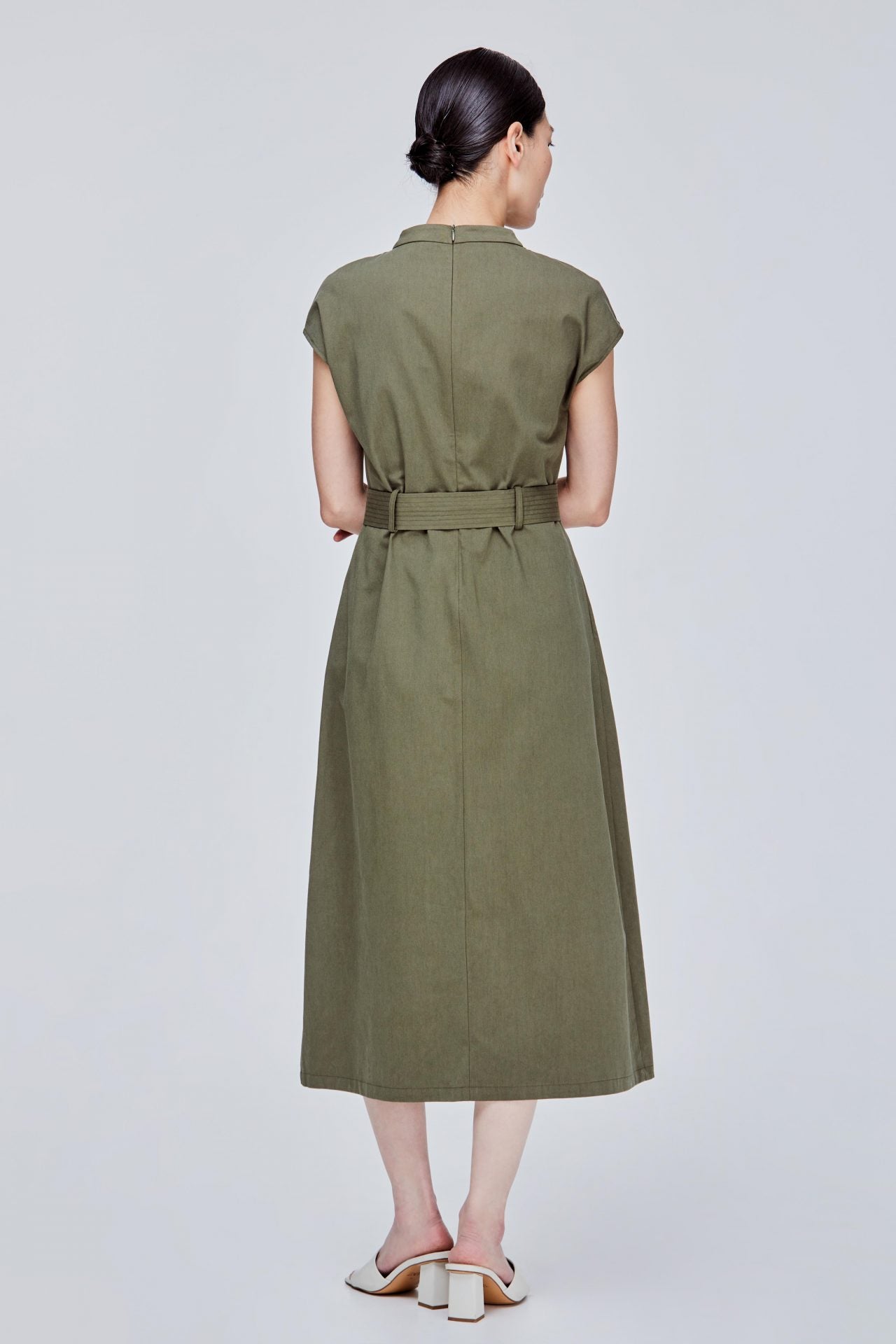 color:KHAKI GREEN