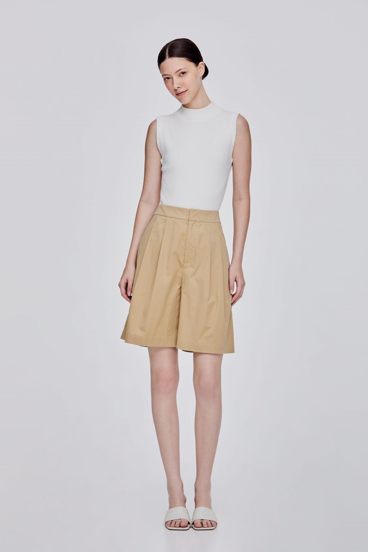 color:TAN
