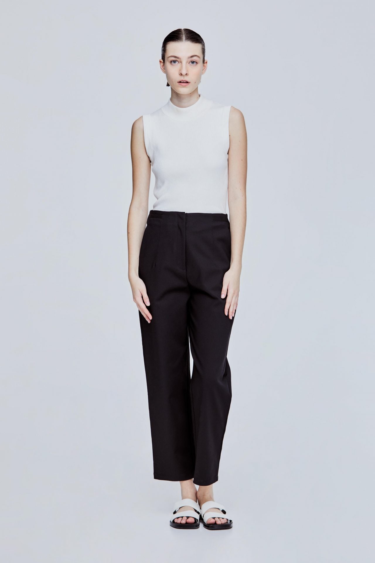 color:NOIR