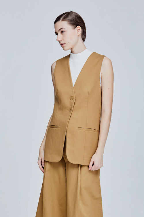 color:KHAKI