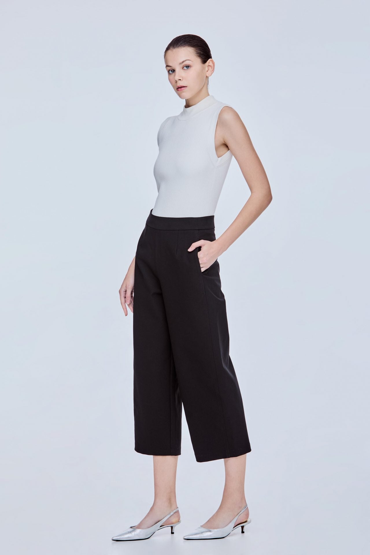 color:NOIR