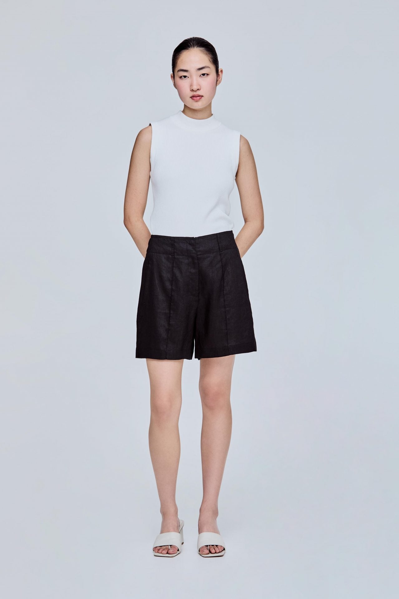 color:NOIR