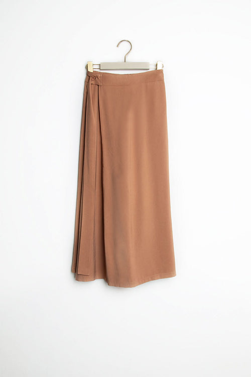 color:BLUSH