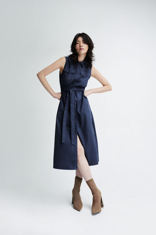 color:NAVY