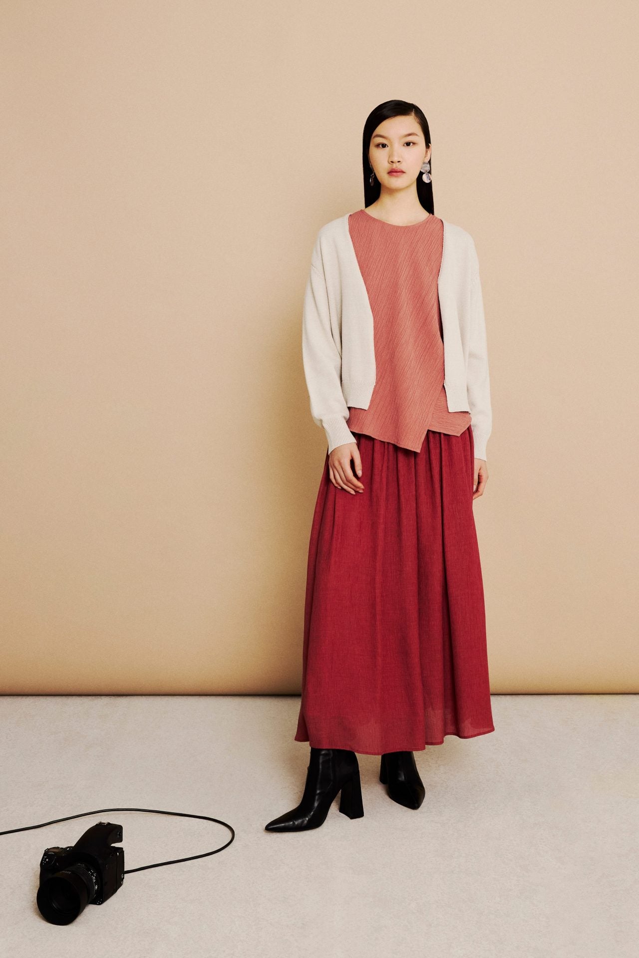 color:ROSEWOOD