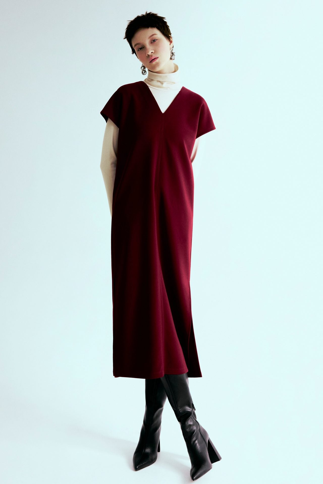 color:BURGUNDY