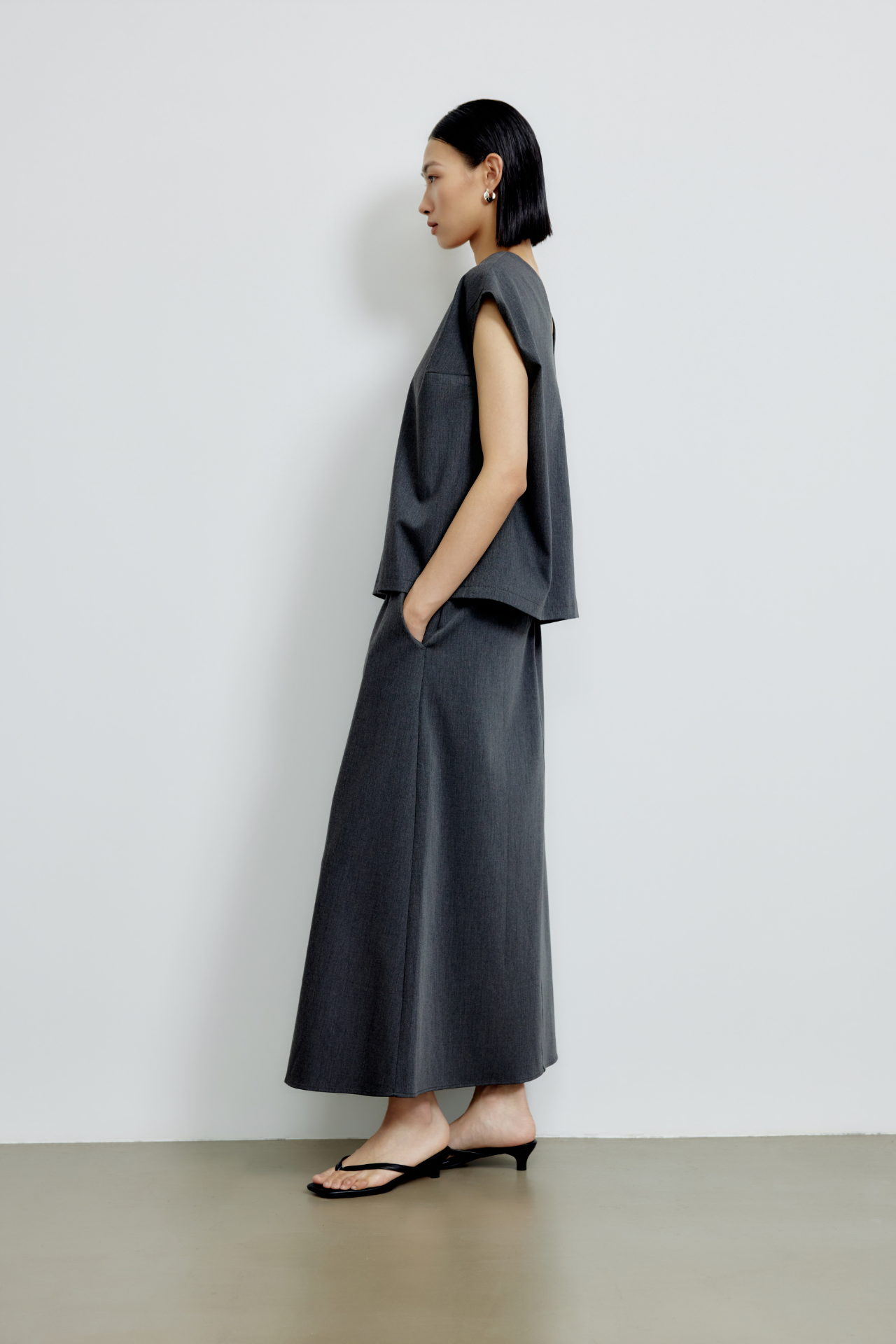 color:CHARCOAL
