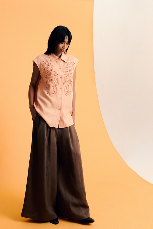 color:PEACH