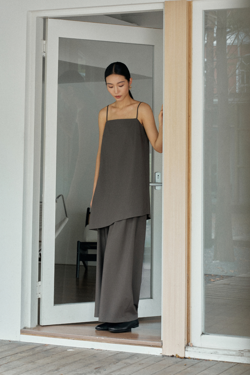 color:DARK BROWN