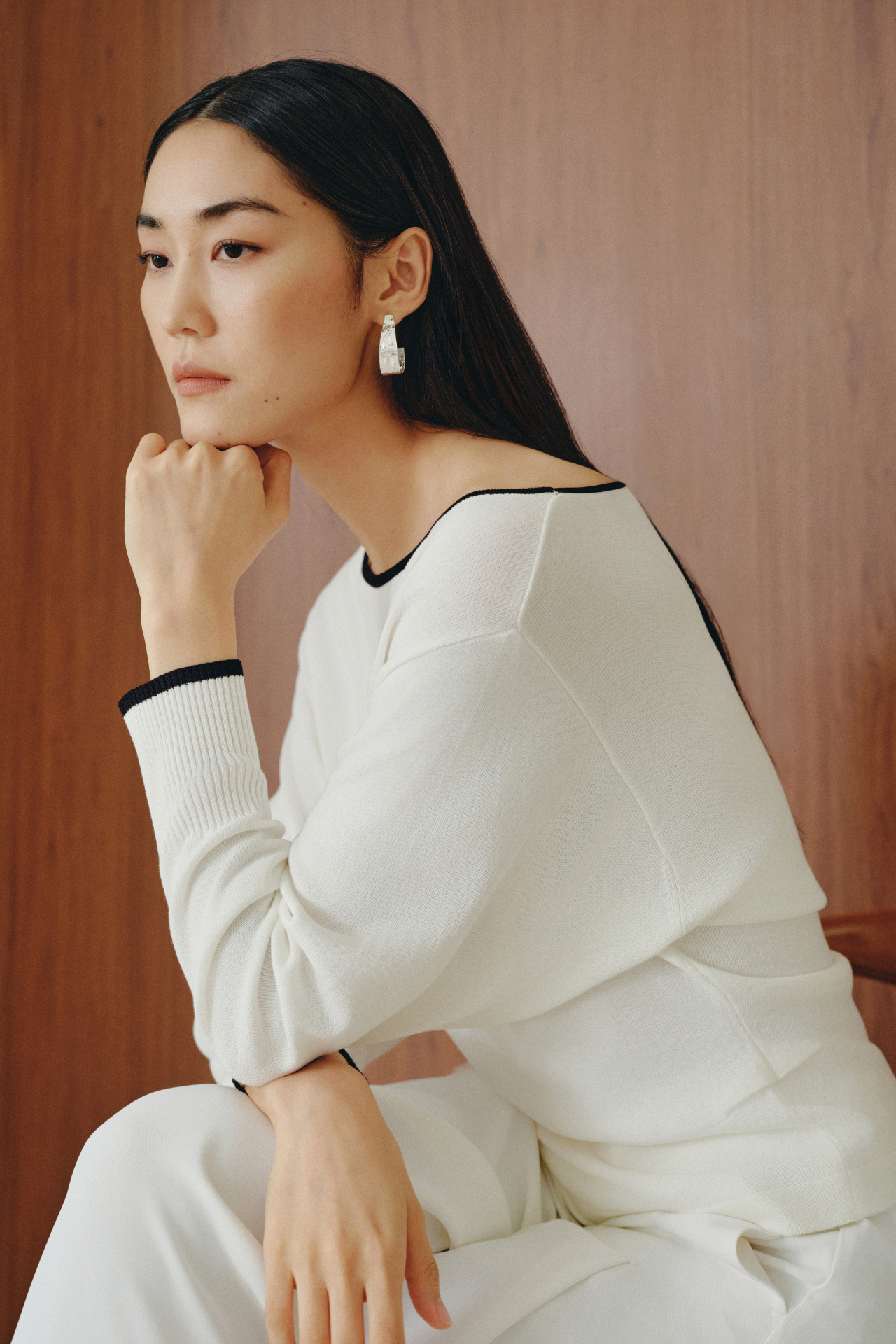 color:IVORY