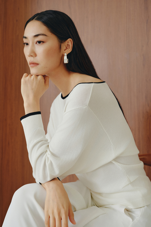 color:IVORY
