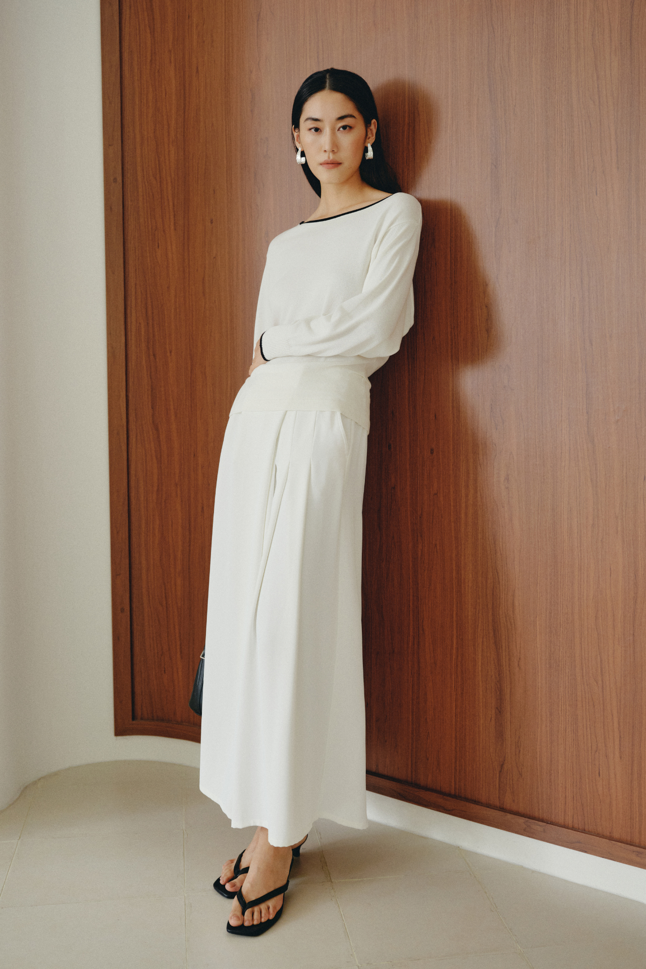 color:IVORY