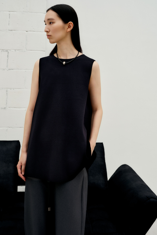color:NOIR
