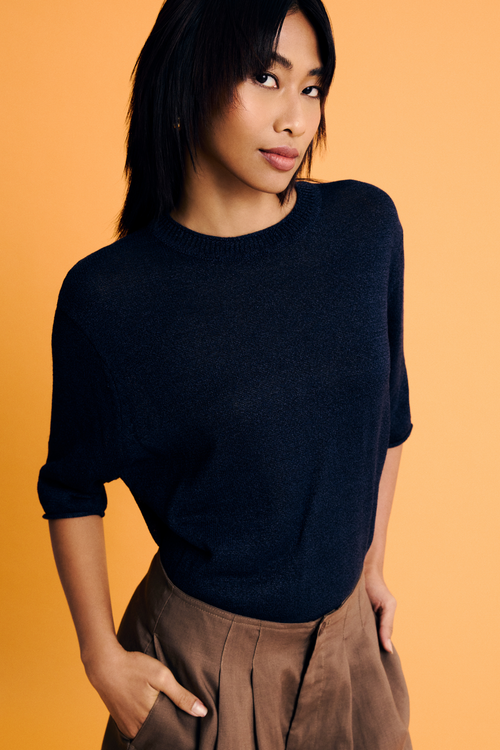 color:DARK BROWN