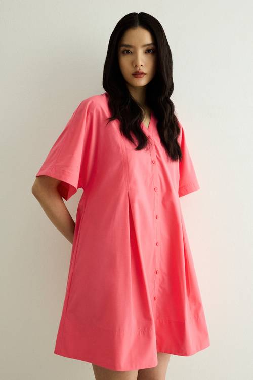 color:HOT PINK
