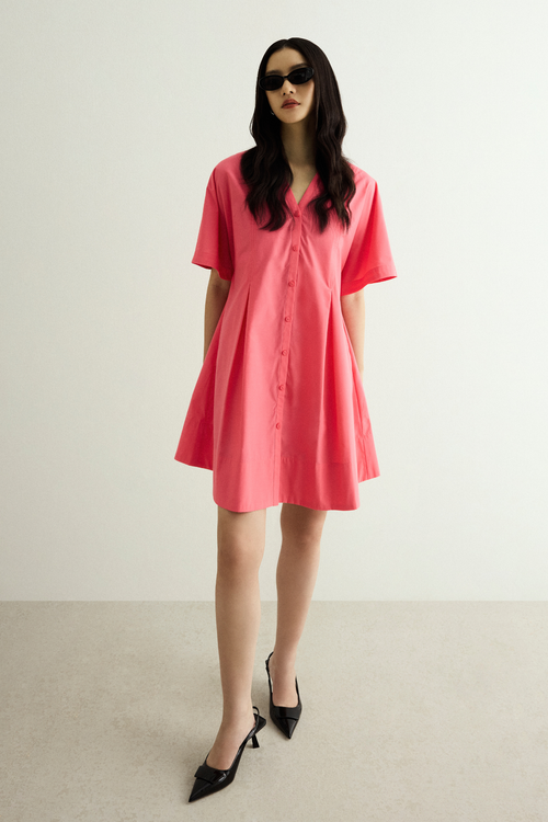 color:HOT PINK