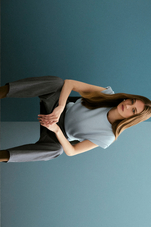 color:SKY BLUE 