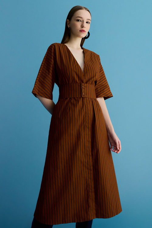 color:BROWN STRIPES 