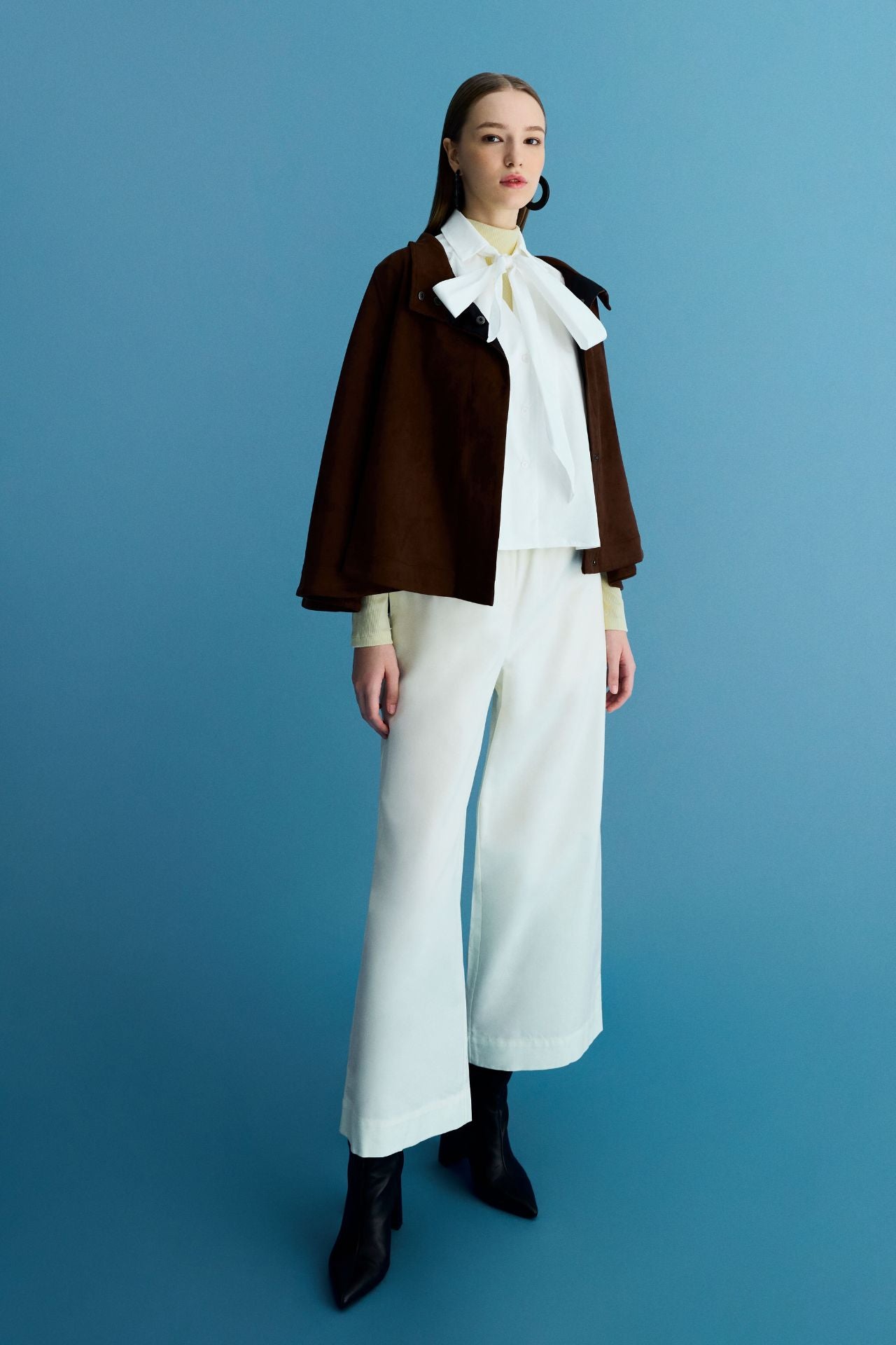 color:DARK BROWN