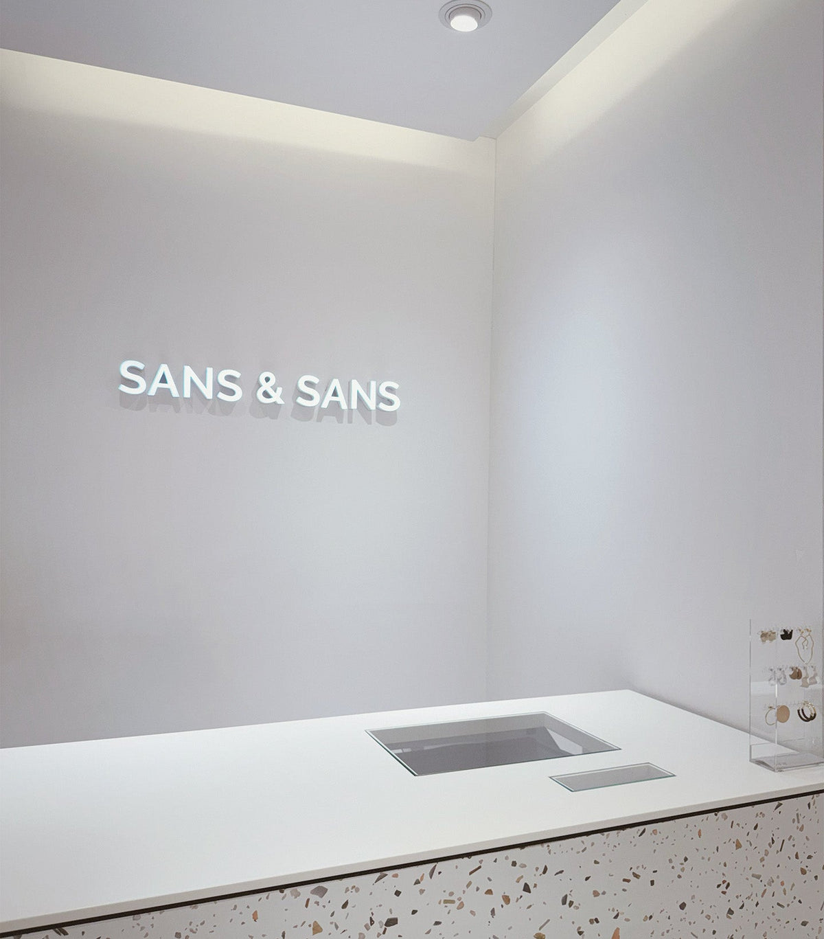 Store Singapore – SANS & SANS Singapore