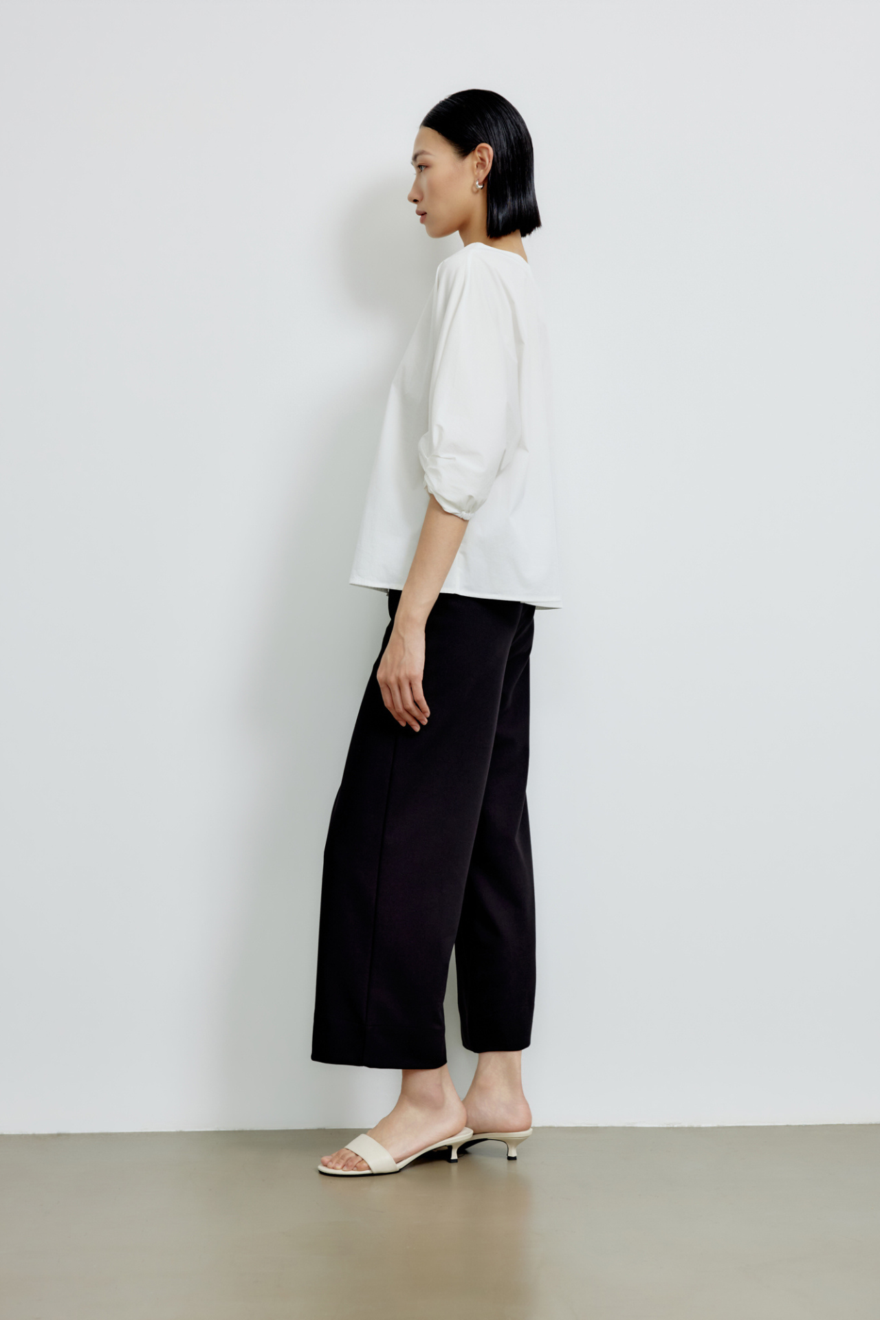 color:IVORY