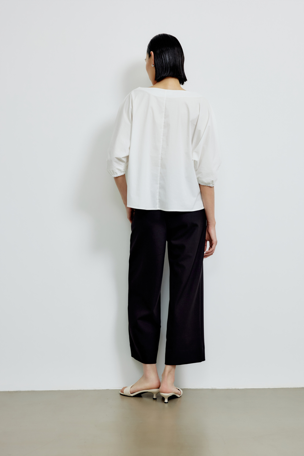 color:IVORY