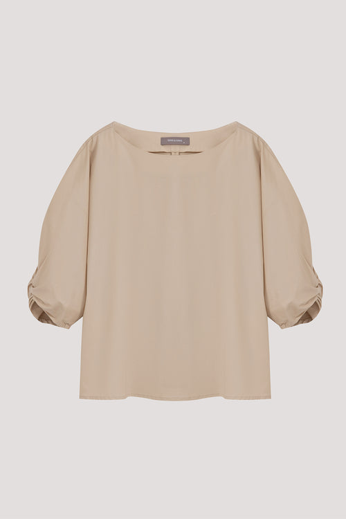color:BEIGE