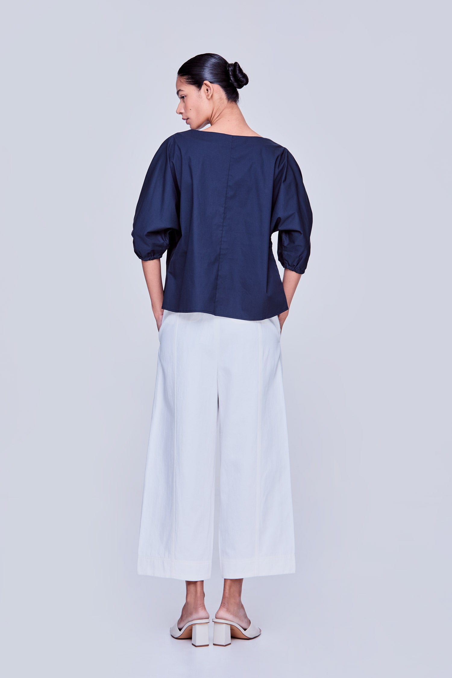 color:NAVY