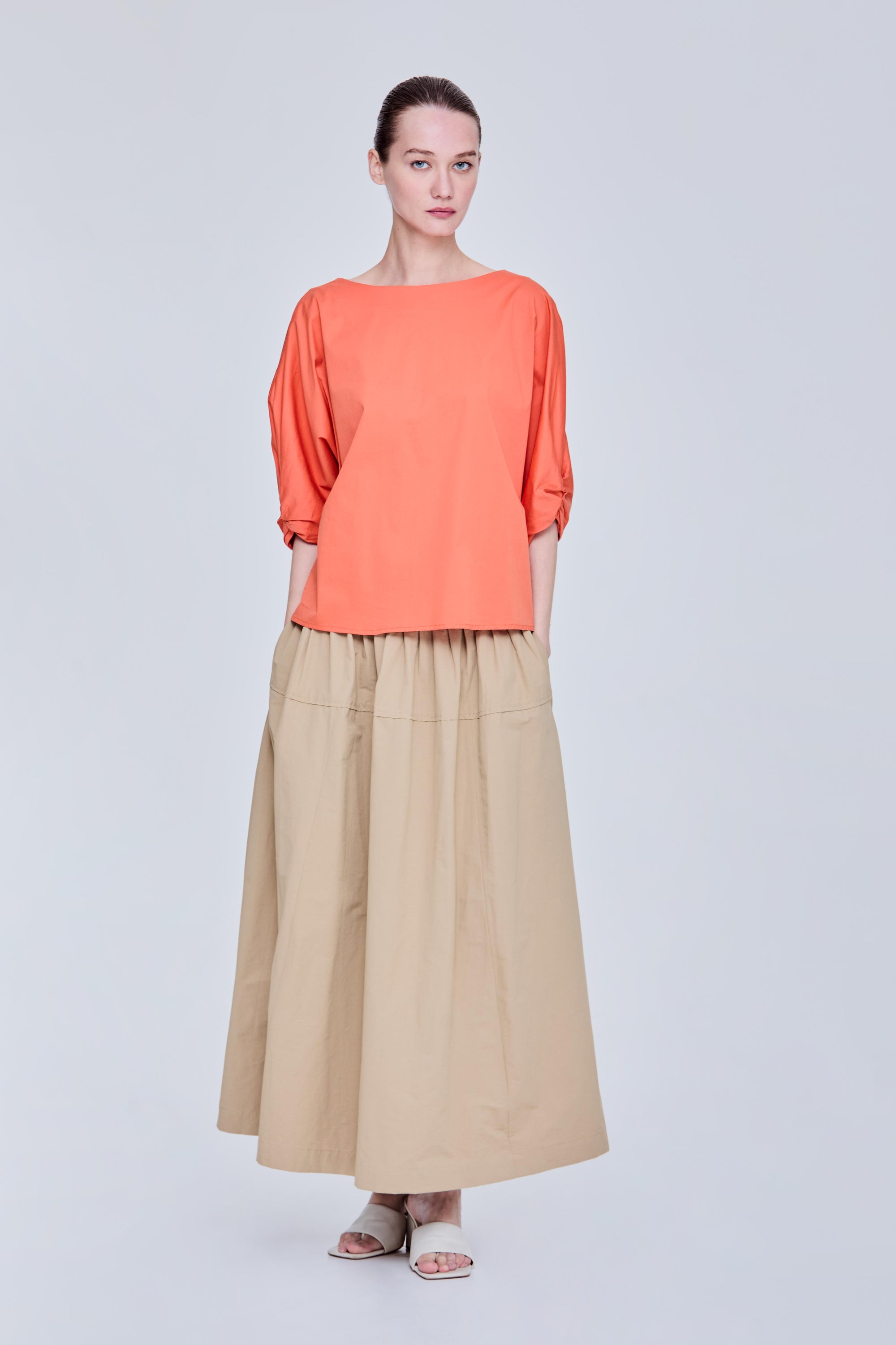 color:ORANGE