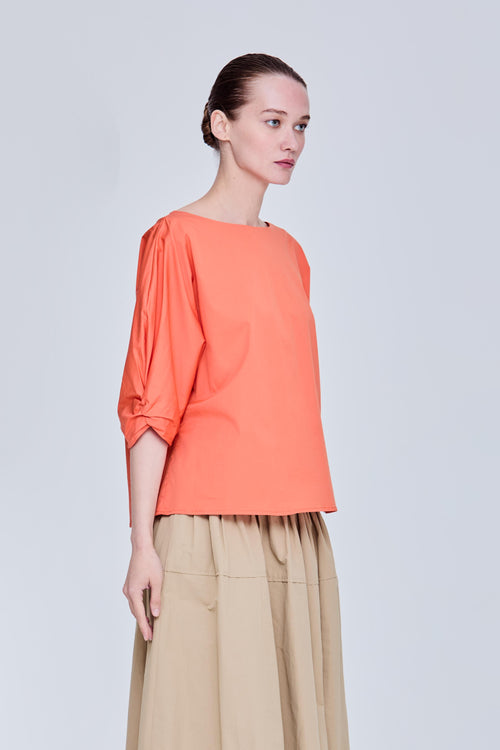 color:ORANGE
