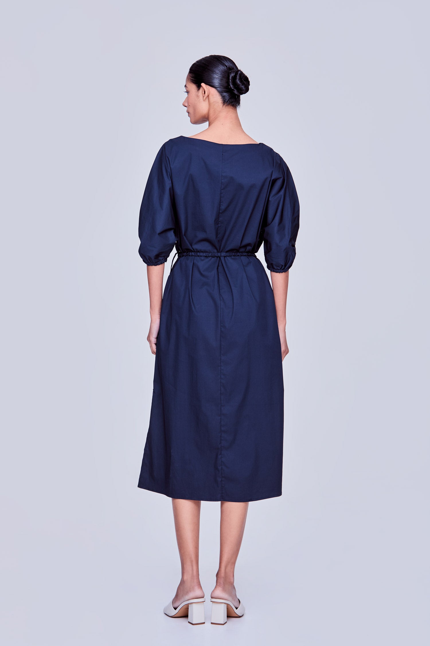 color:NAVY