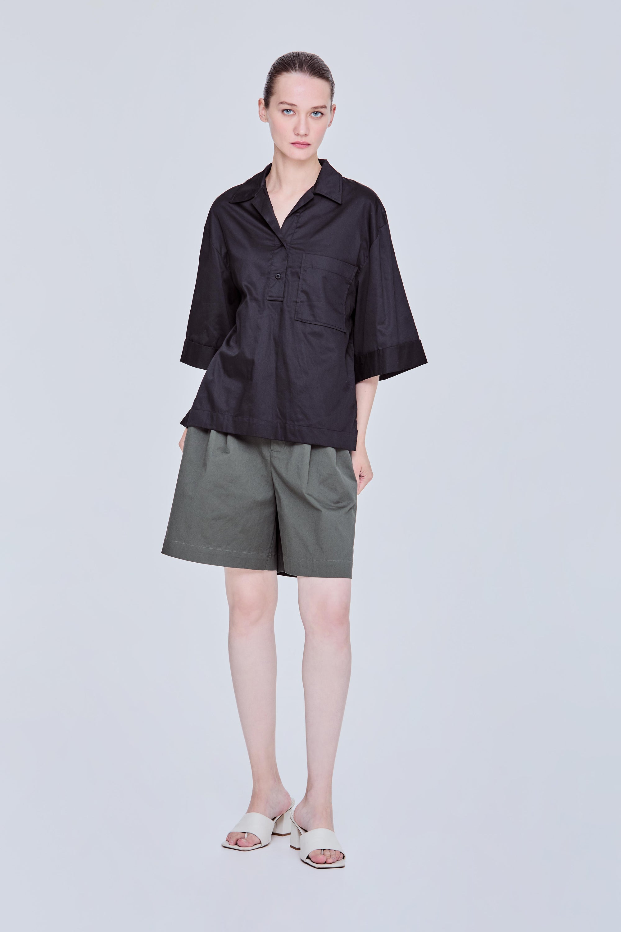 color:NOIR