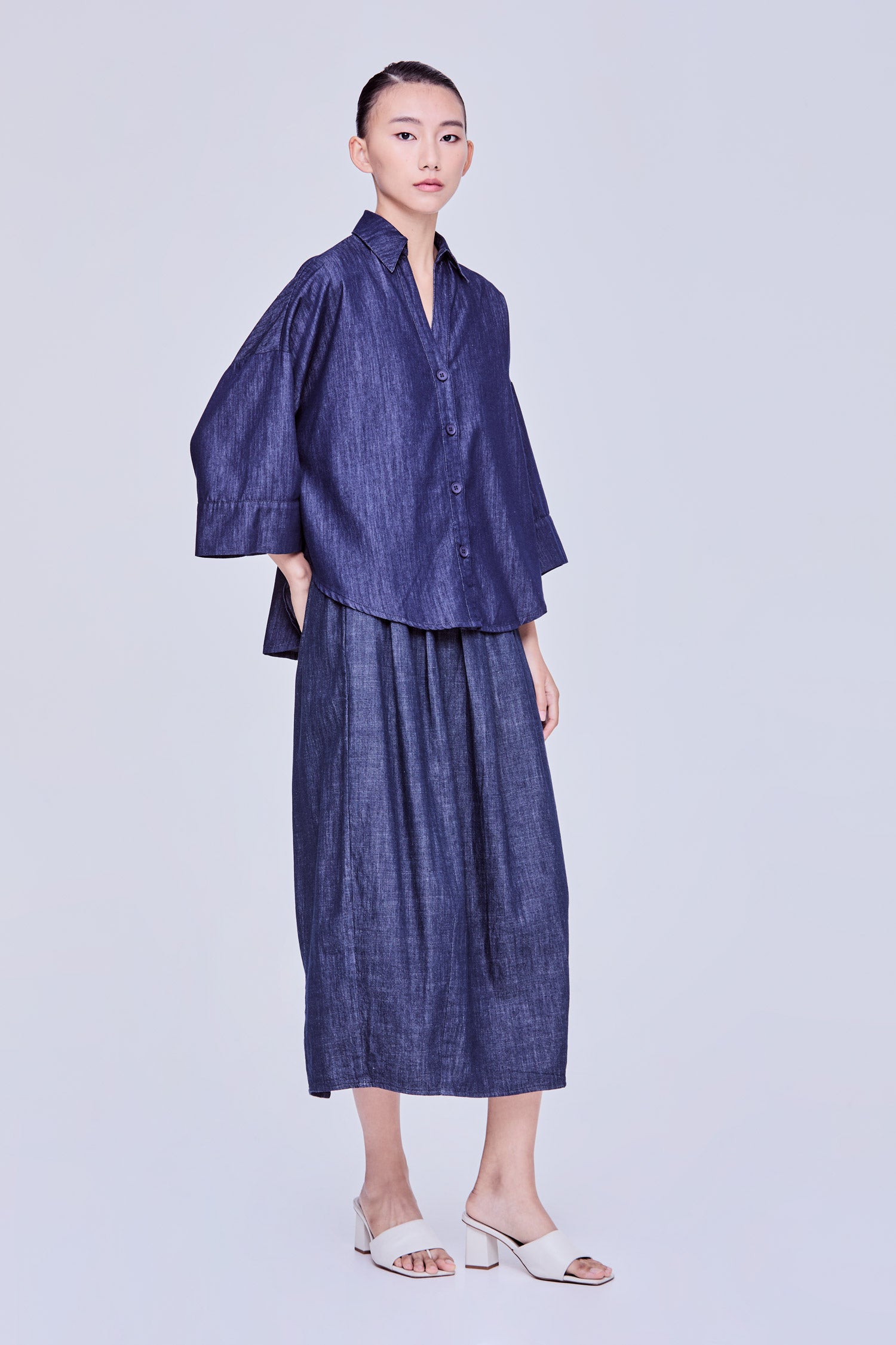color:DEEP DENIM