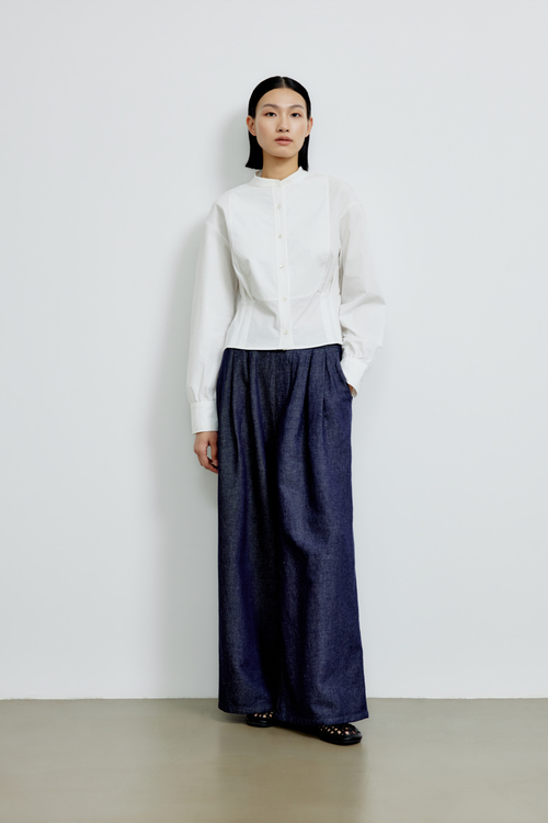 color:IVORY