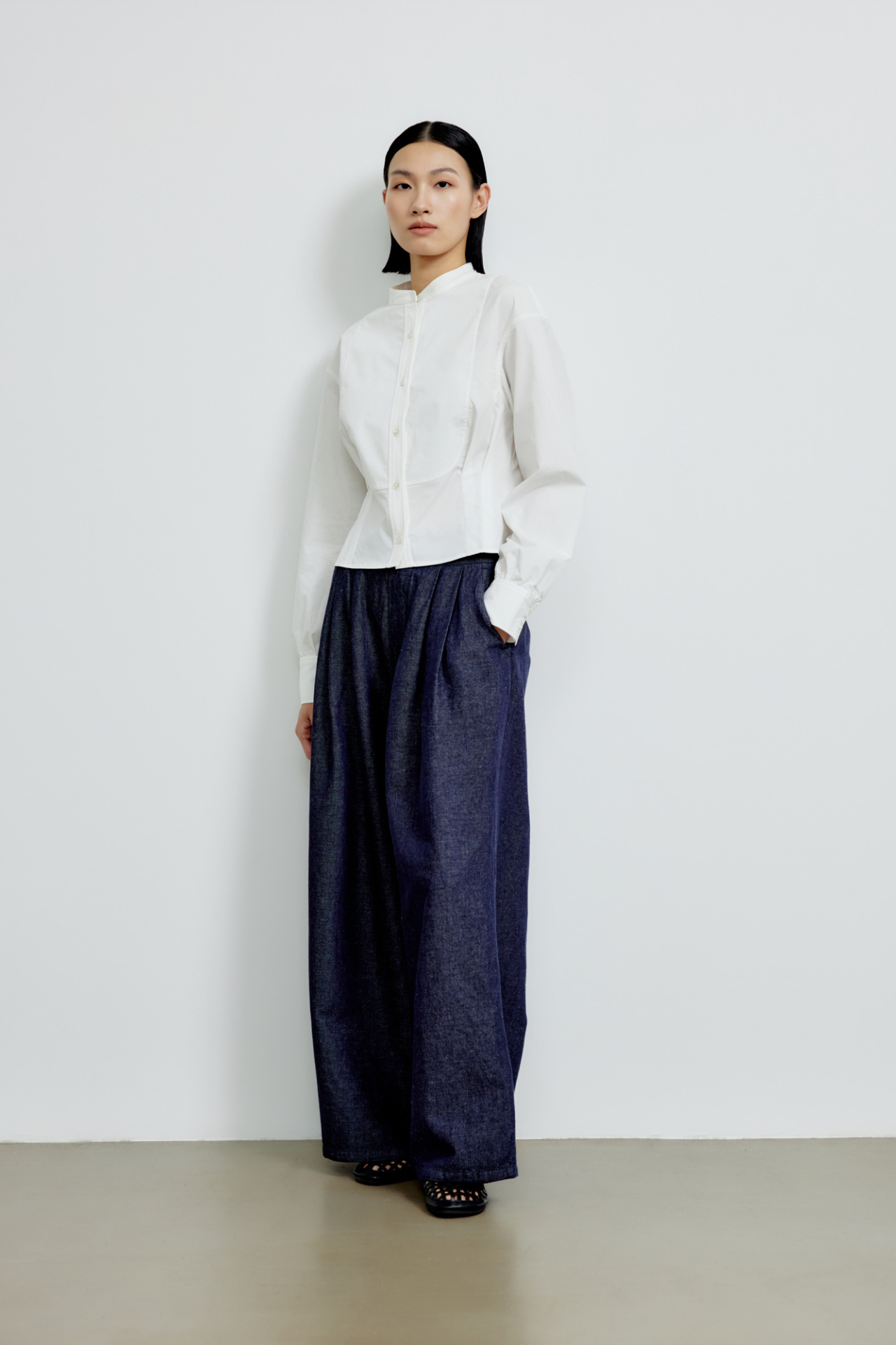 color:IVORY