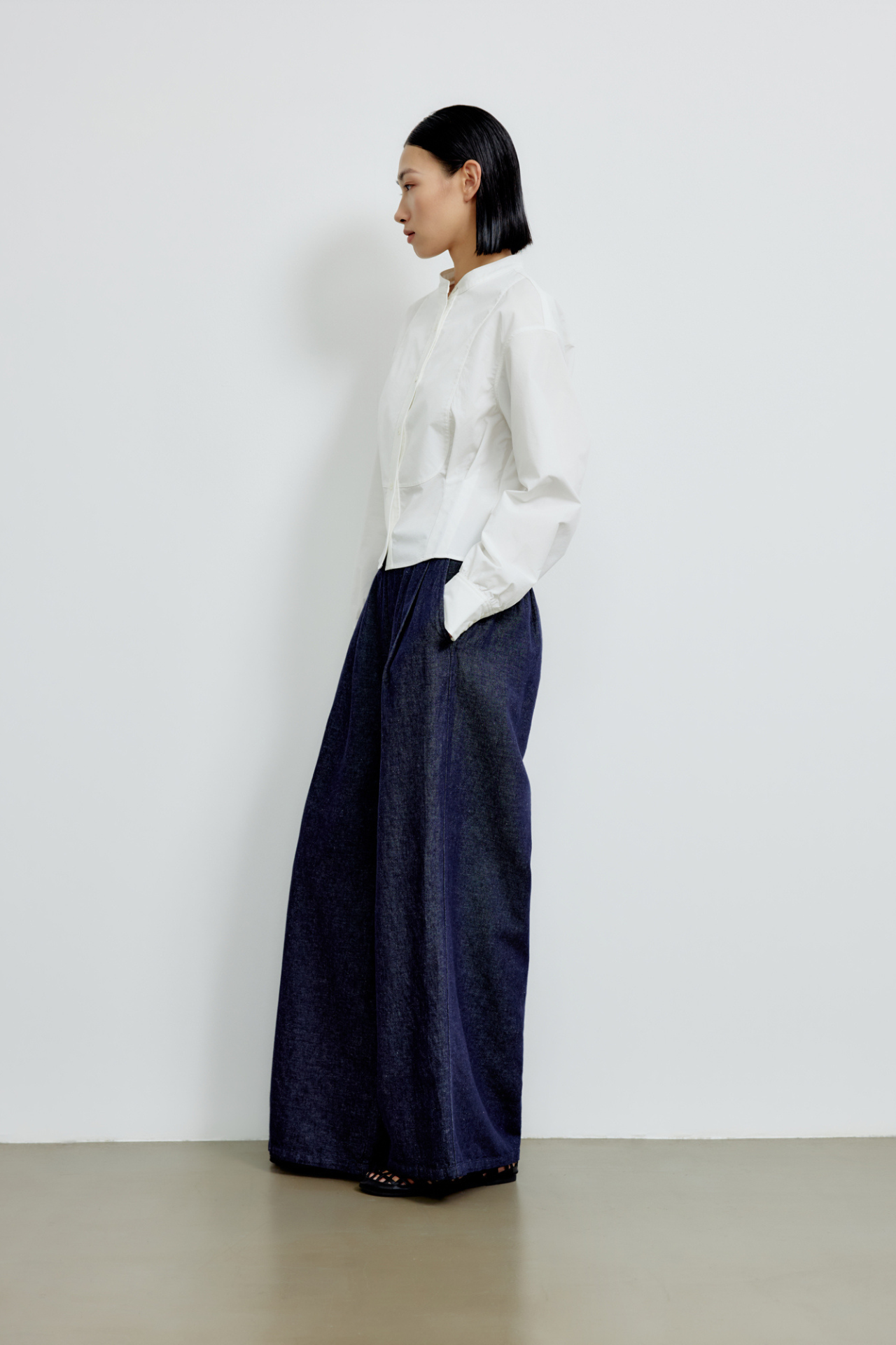 color:IVORY