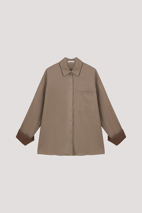 color:KHAKI