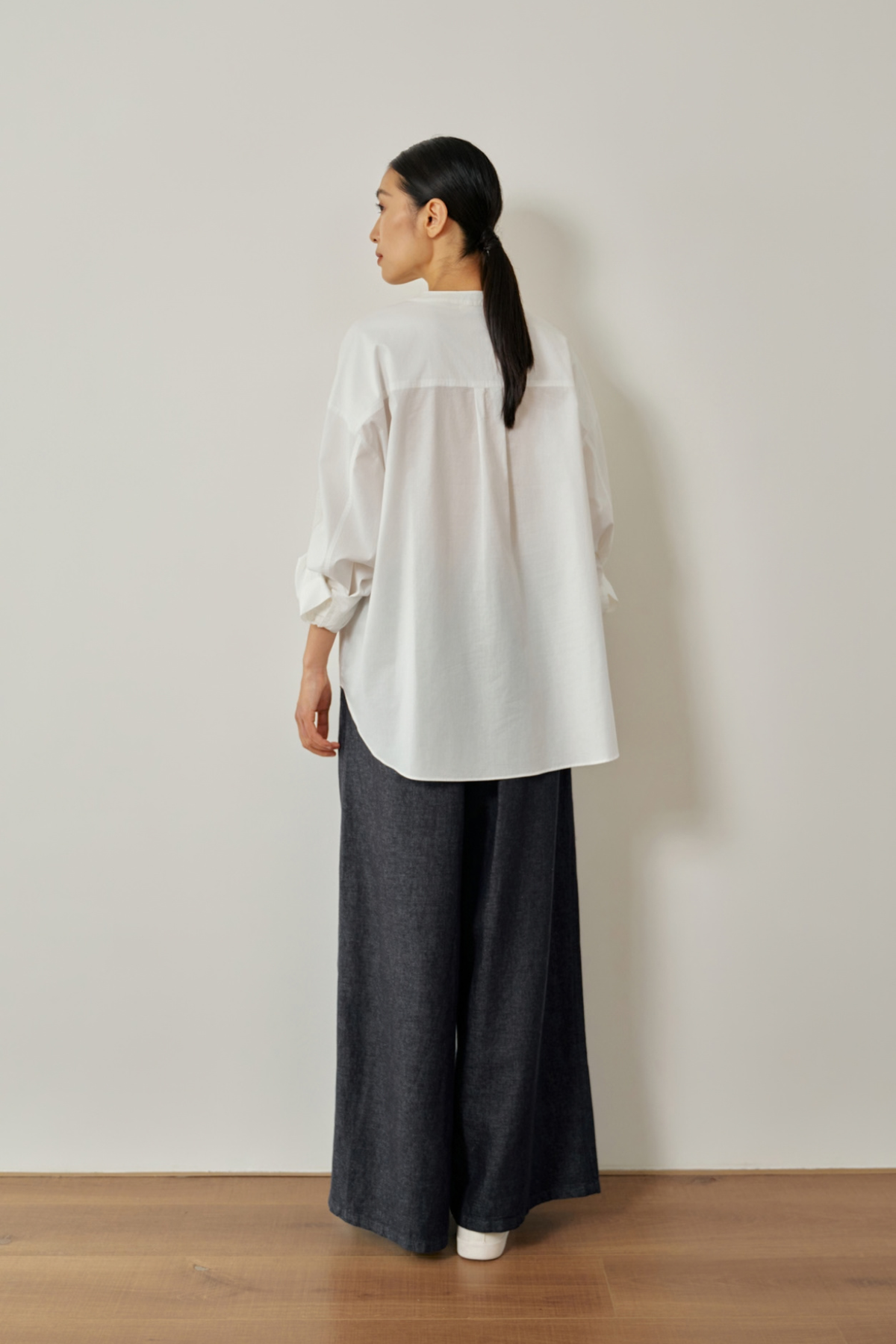 color:IVORY