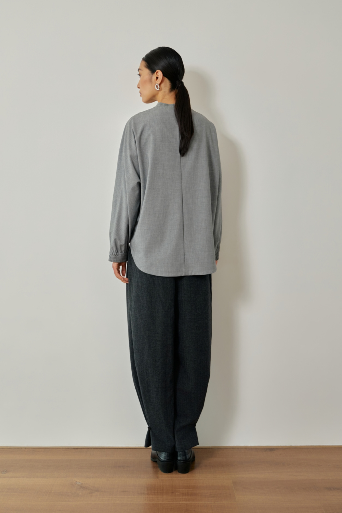 color:HUE GREY