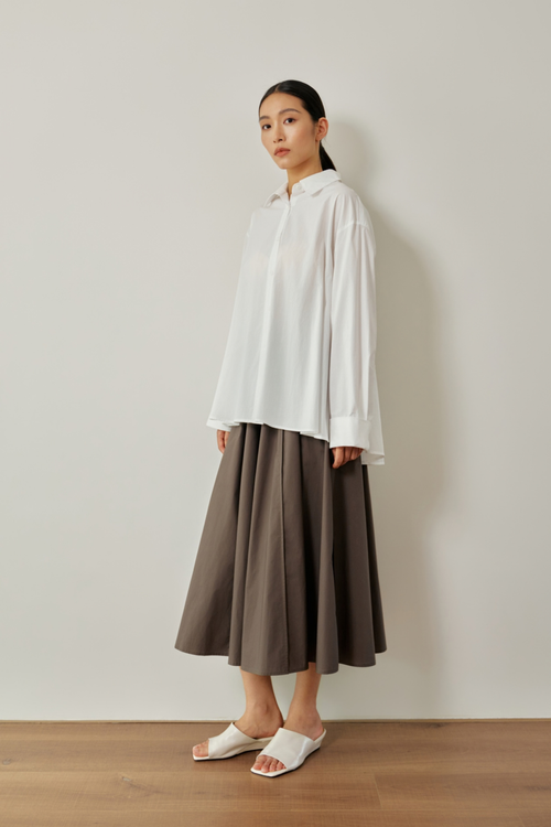 color:IVORY