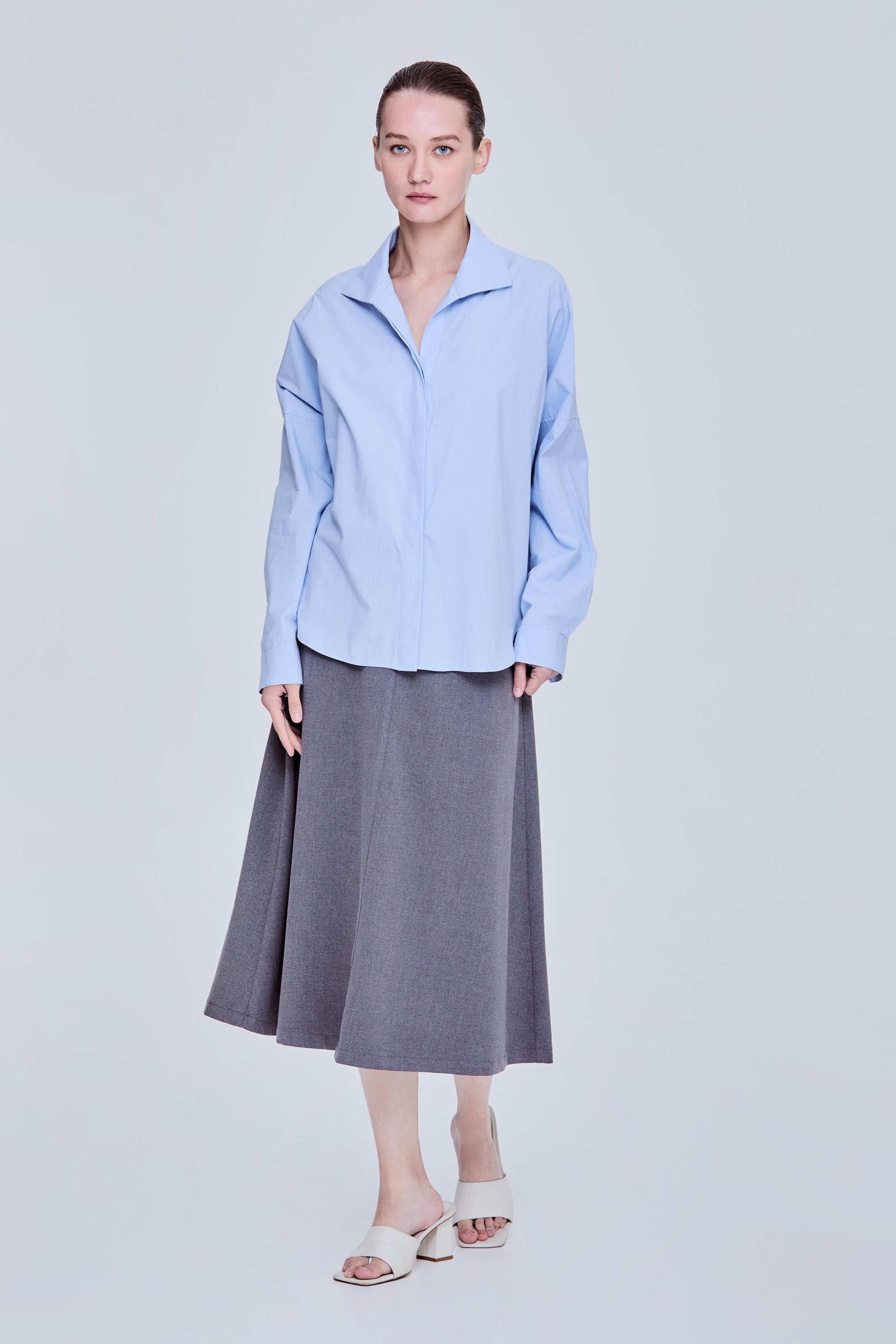 color:SKY BLUE 